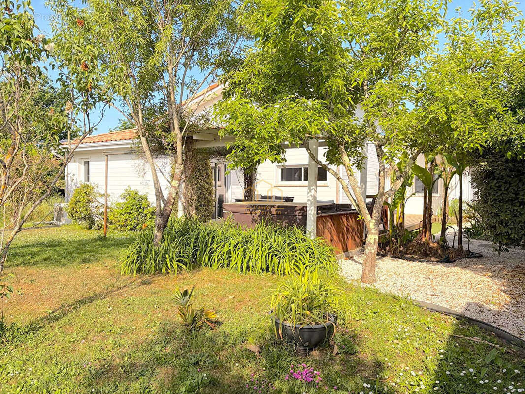Maison contemporaine T5 à vendre à Gujan-Mestras - photo 15