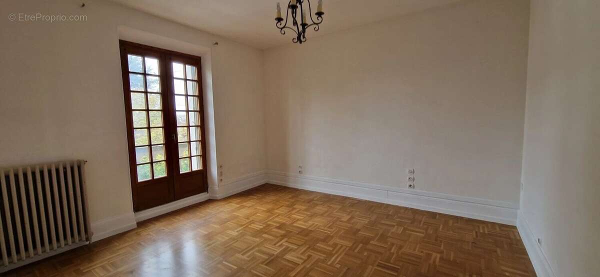 Maison à MORET-SUR-LOING