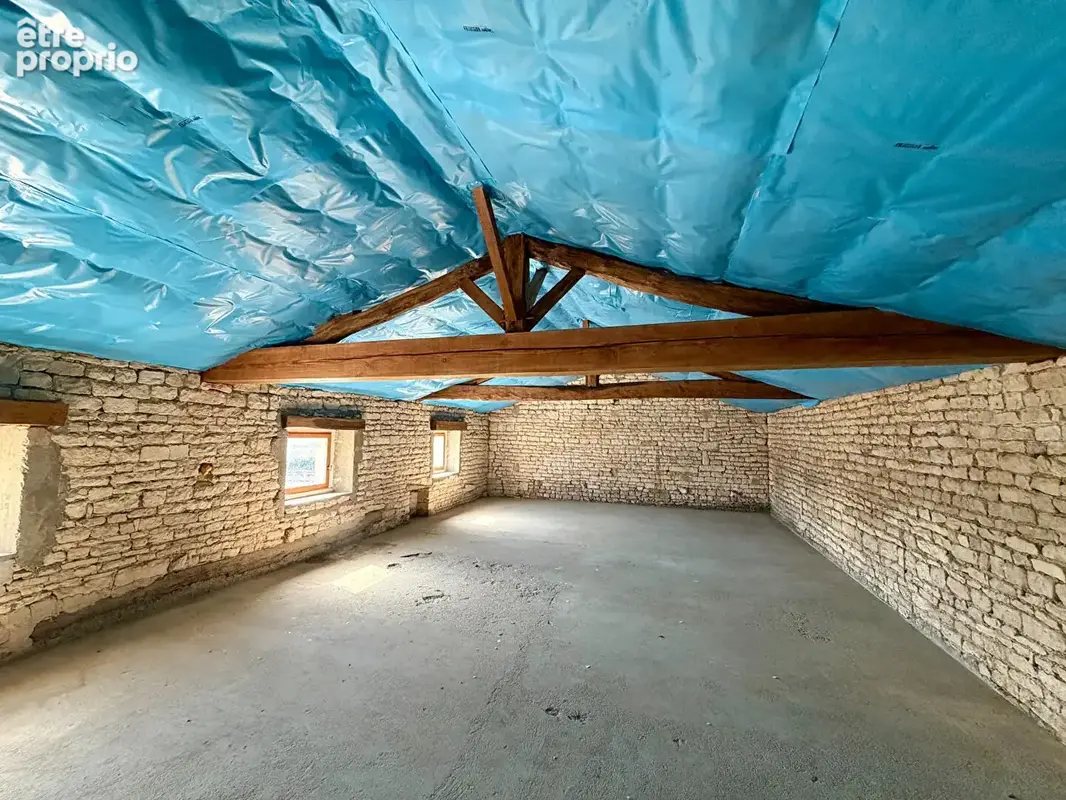 Belle charentaise rénovée de 298 m² avec piscine, à 7 minutes de MATHA - photo 14