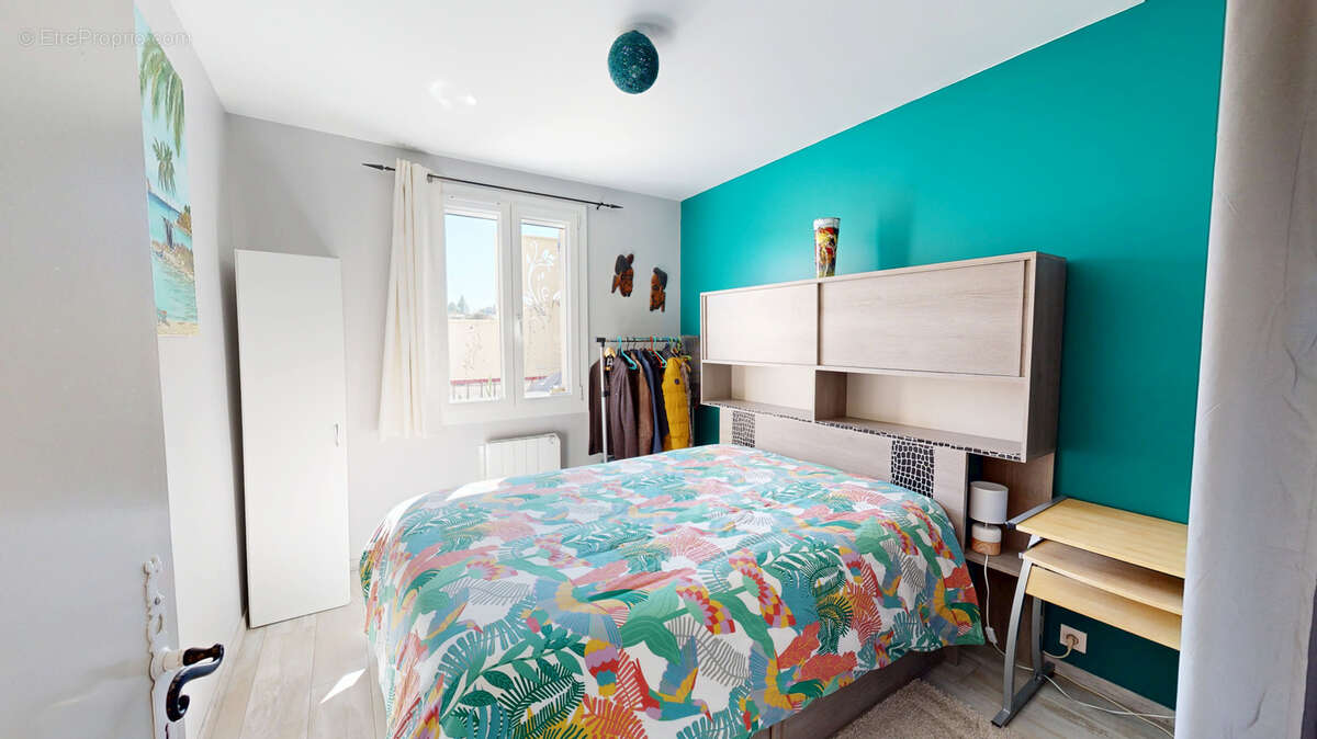 Appartement à GREOUX-LES-BAINS