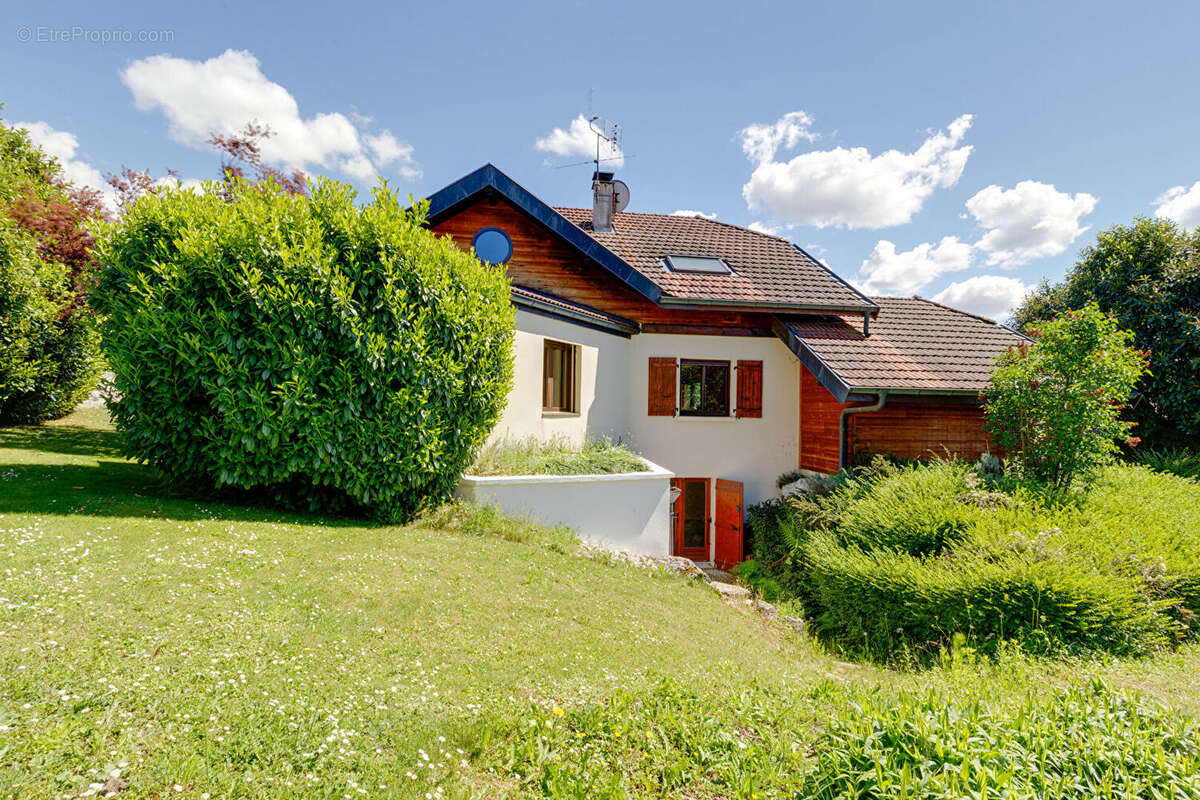 Maison à BALLAISON