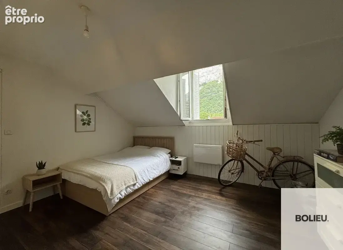Appartement t3   73 m2   secteur place de la mairie - photo 5