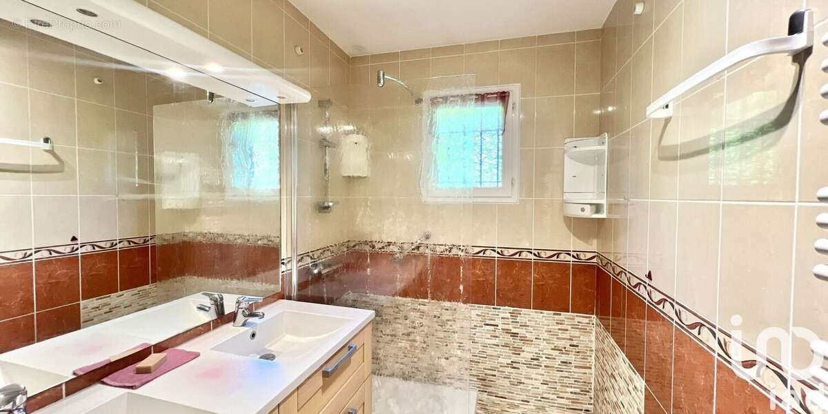 Photo 8 - Maison à VAISON-LA-ROMAINE