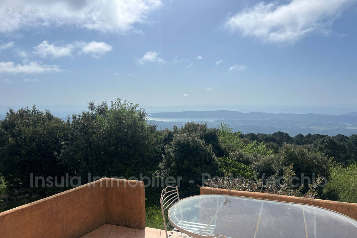 Maison à PORTO-VECCHIO