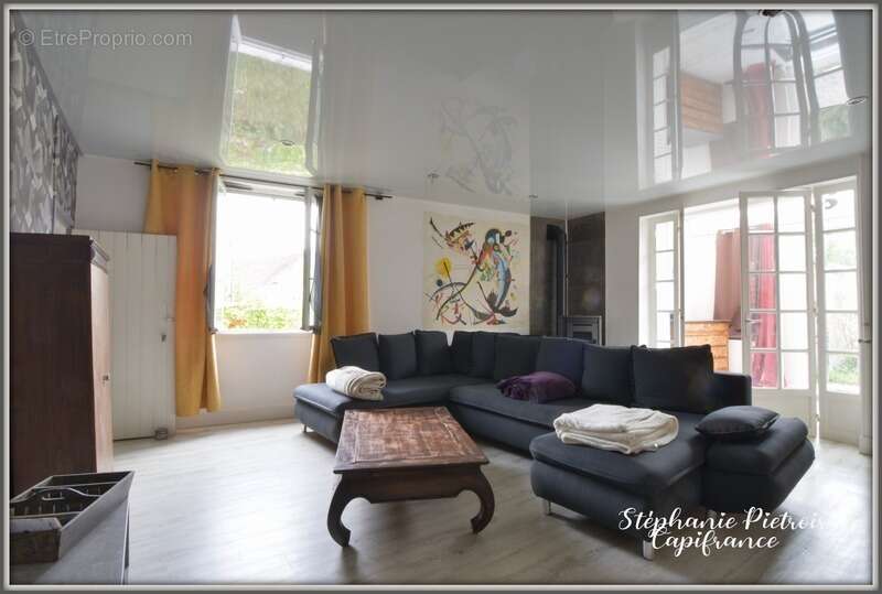 Maison à NEUVY-SUR-BARANGEON