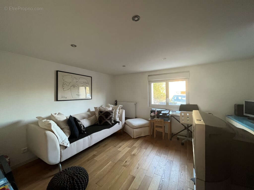 Maison à DONNEVILLE