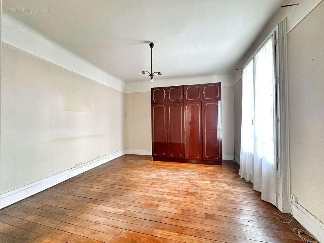 Appartement à CLICHY