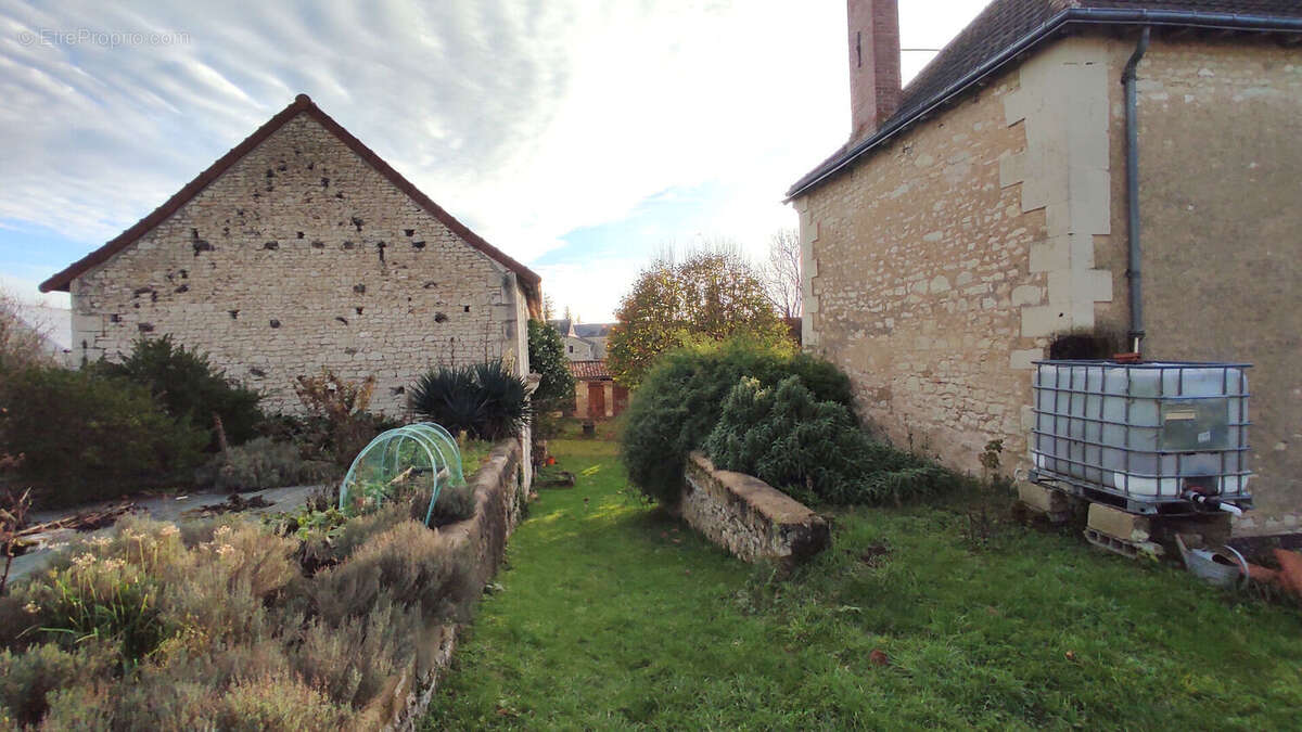 Maison à SAINT-SAUVEUR