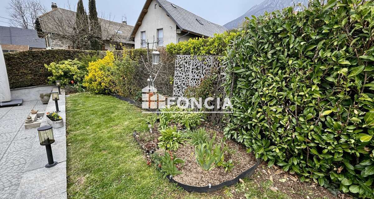 Maison à MOUXY