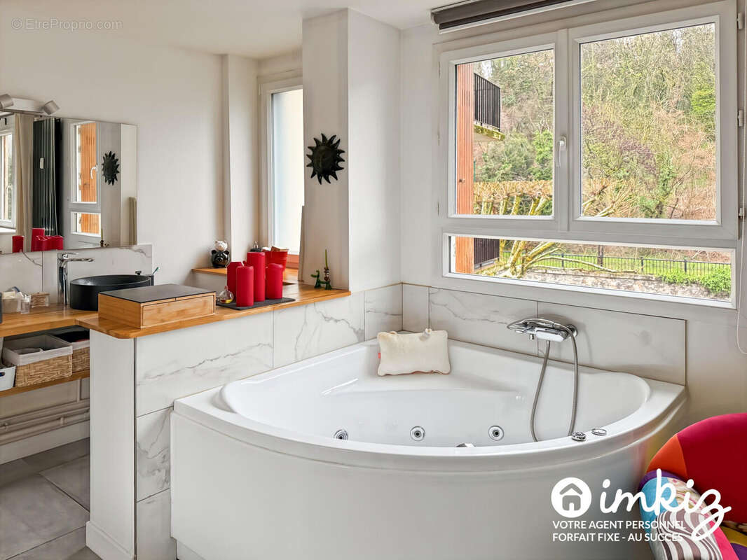 Appartement à SAINT-MAURICE