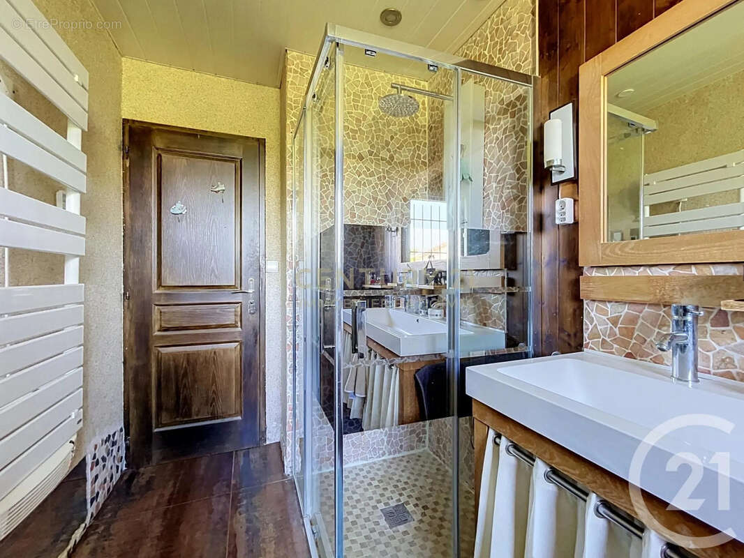 Maison 109 m² à Bourgoin-Jallieu  - photo 5