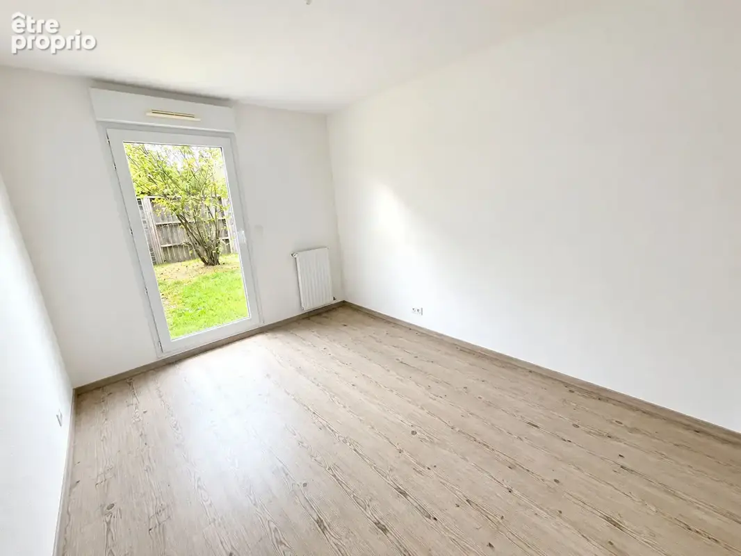 A VENDRE - AGENCE GIBOIRE PACE *EXCLUSIVITE* Appartement T3 63.95m² avec un beau rez-de-jardin d'env. 60m² à Vezin Le Coquet - photo 5