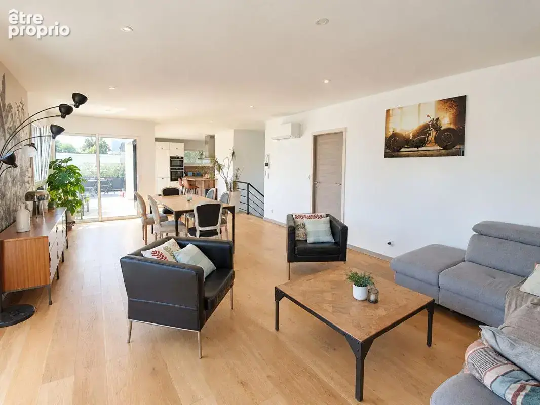 Maison Neuve à Vesoul 8 pièces 157 m2 à 469 000 Euros - photo 4