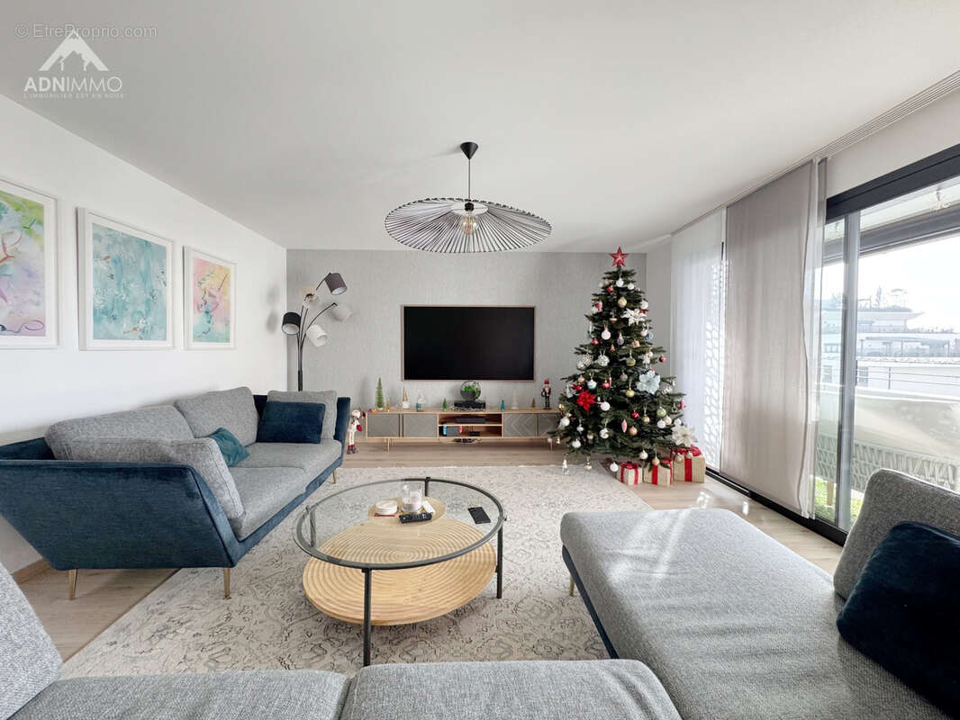 Appartement à SAINT-GENIS-POUILLY