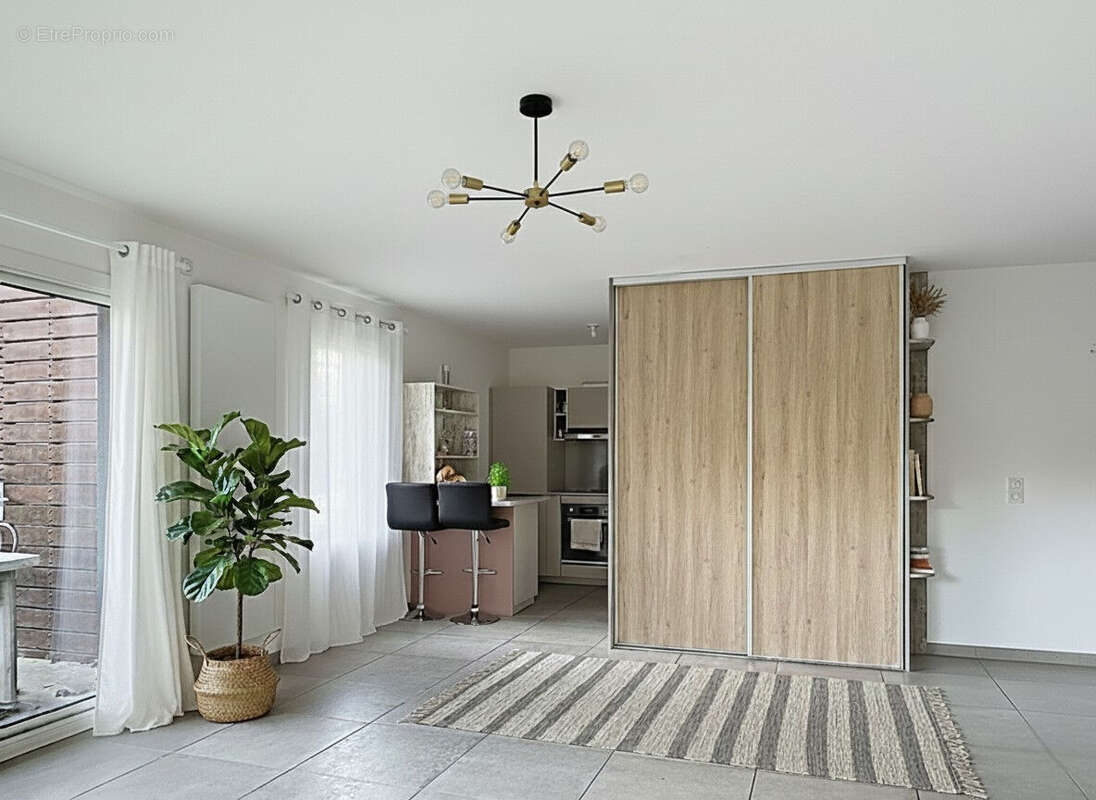 Appartement à POISY