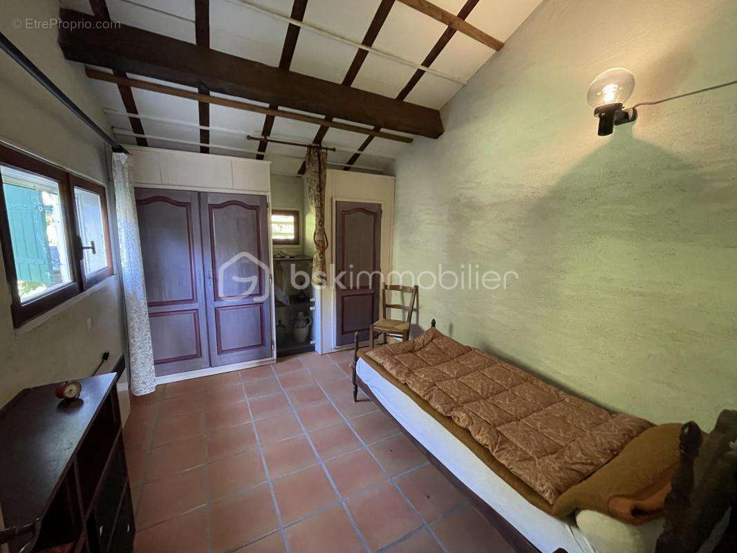 Maison à MURAT-SUR-VEBRE