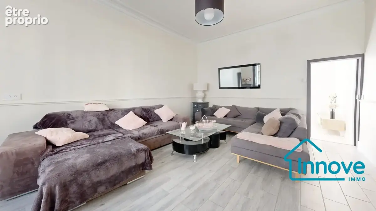 Appartement 66 m² à Versailles  - photo 2