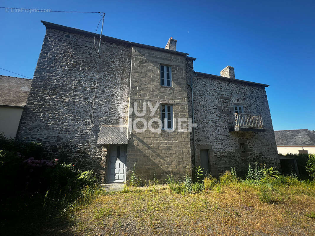 Maison à DOL-DE-BRETAGNE
