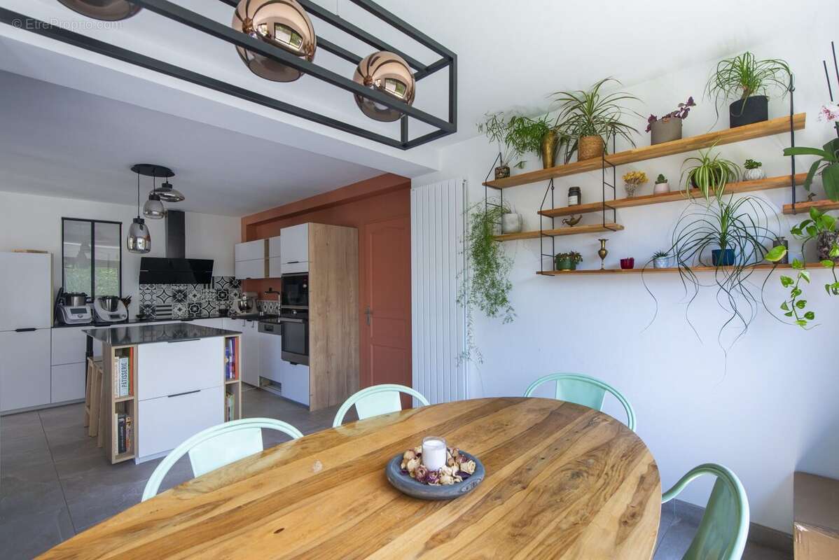 Maison 170 m² à Salon-De-Provence  - photo 8