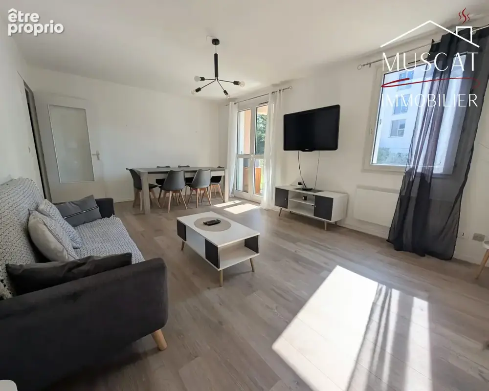 VILLEFONTAINE - Appartement 4 pièces - Balcon - Garage - photo 2