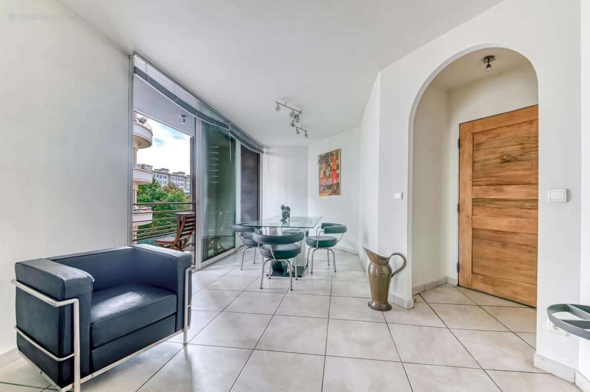 Appartement à LYON-7E