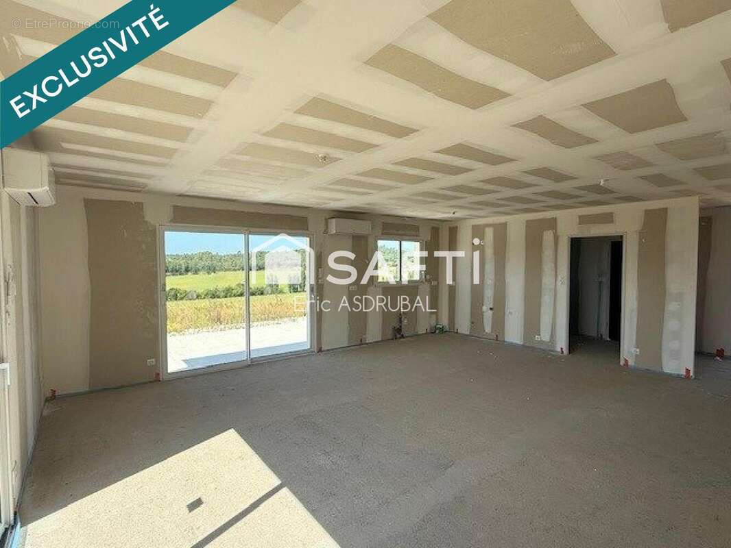 Photo 4 - Maison à LEGUILLAC-DE-L&#039;AUCHE