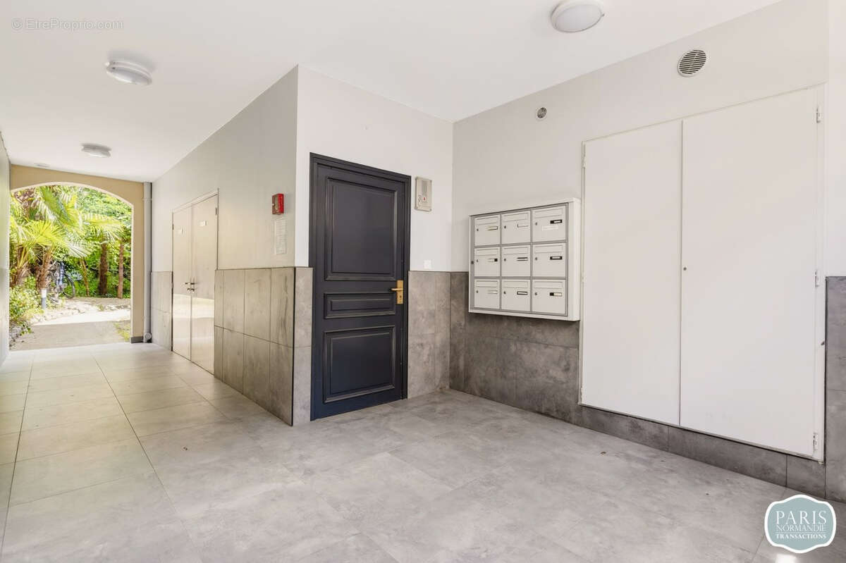 Appartement à CLICHY