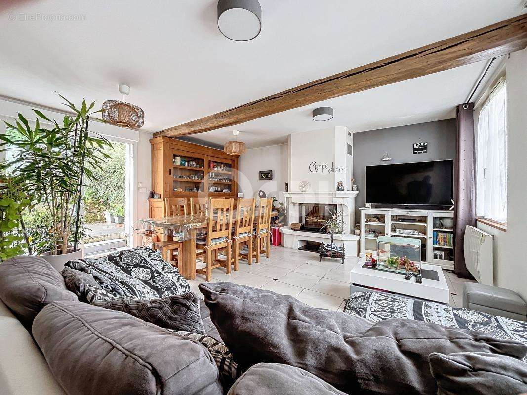 Maison à BLERANCOURT