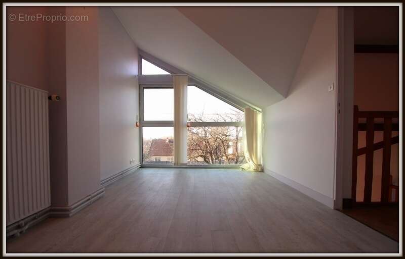 Maison à SAINT-PAIR-SUR-MER