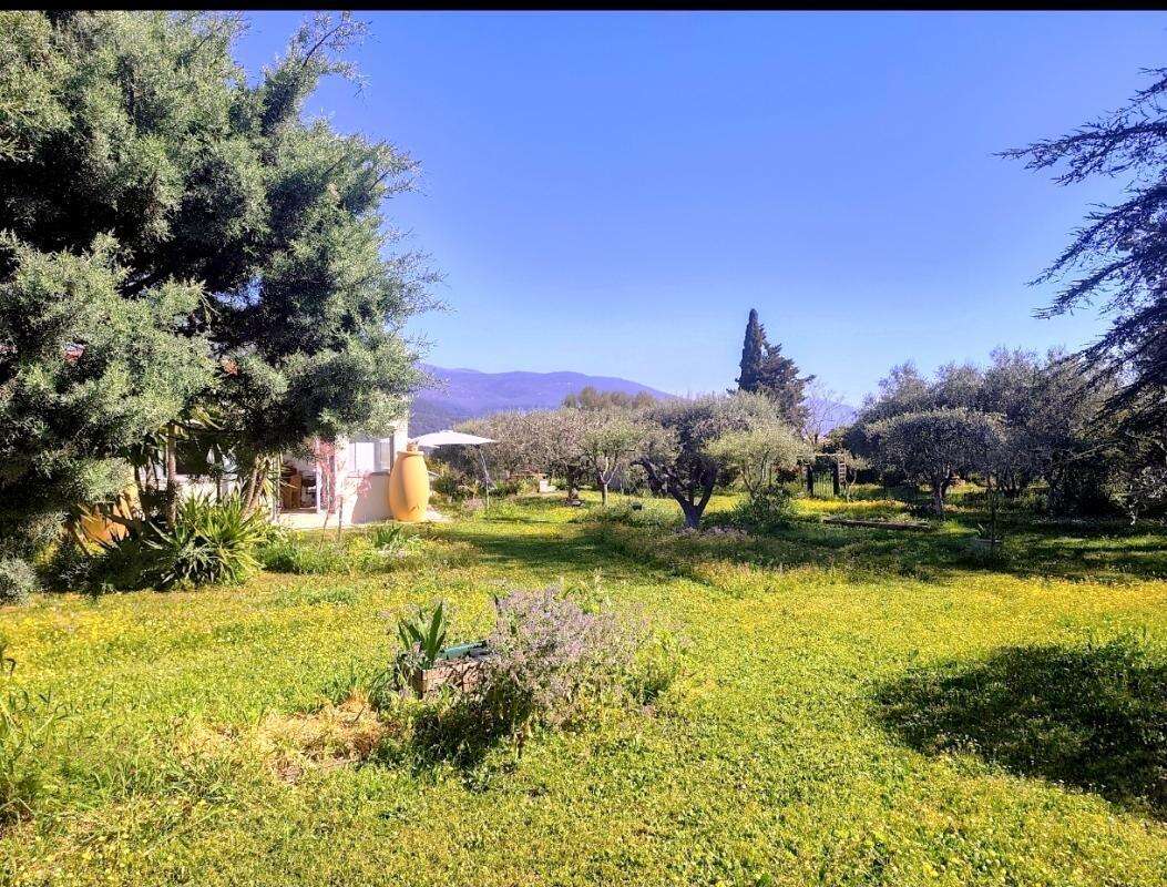 Maison à PEYMEINADE