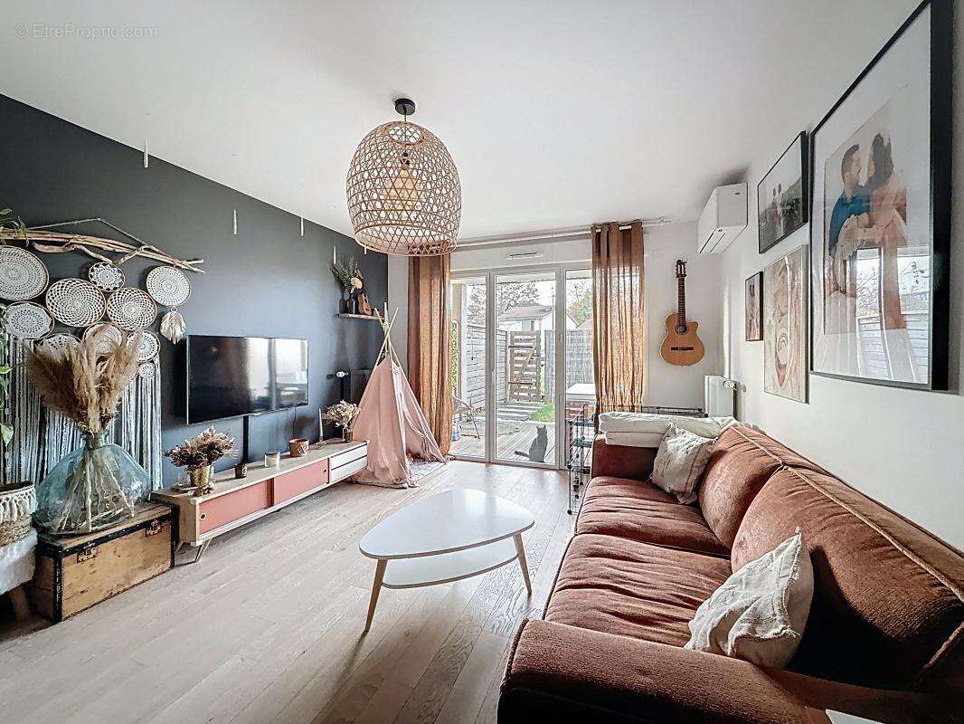 Appartement à DARDILLY