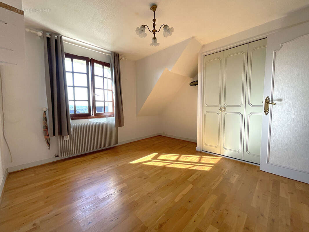 Maison à TRIEL-SUR-SEINE