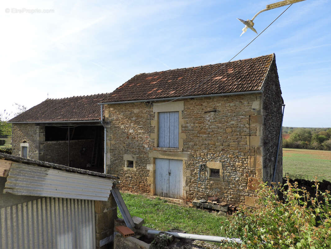 Maison à SAVIGNAC