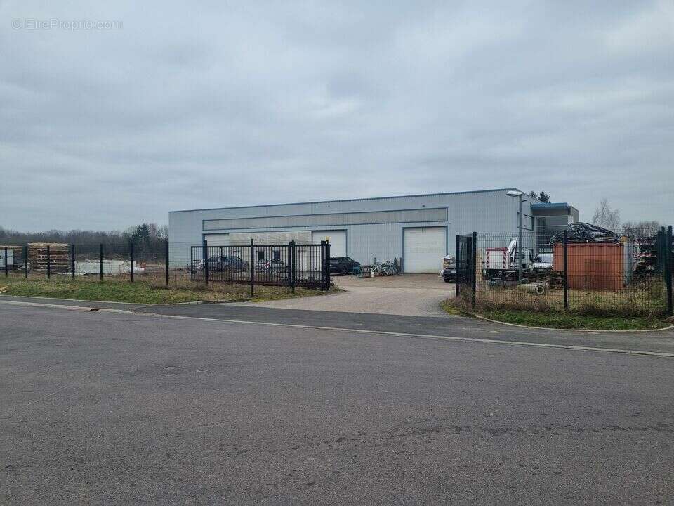 Appartement à THAON-LES-VOSGES