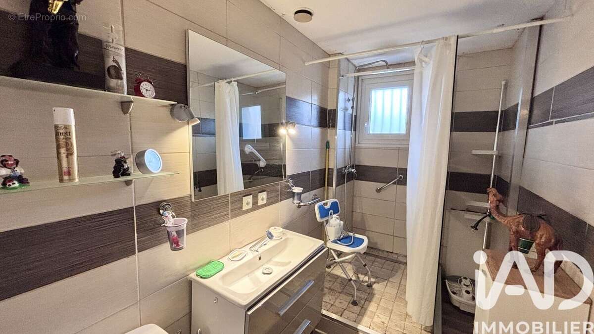 Photo 9 - Maison à ROCHE-LA-MOLIERE