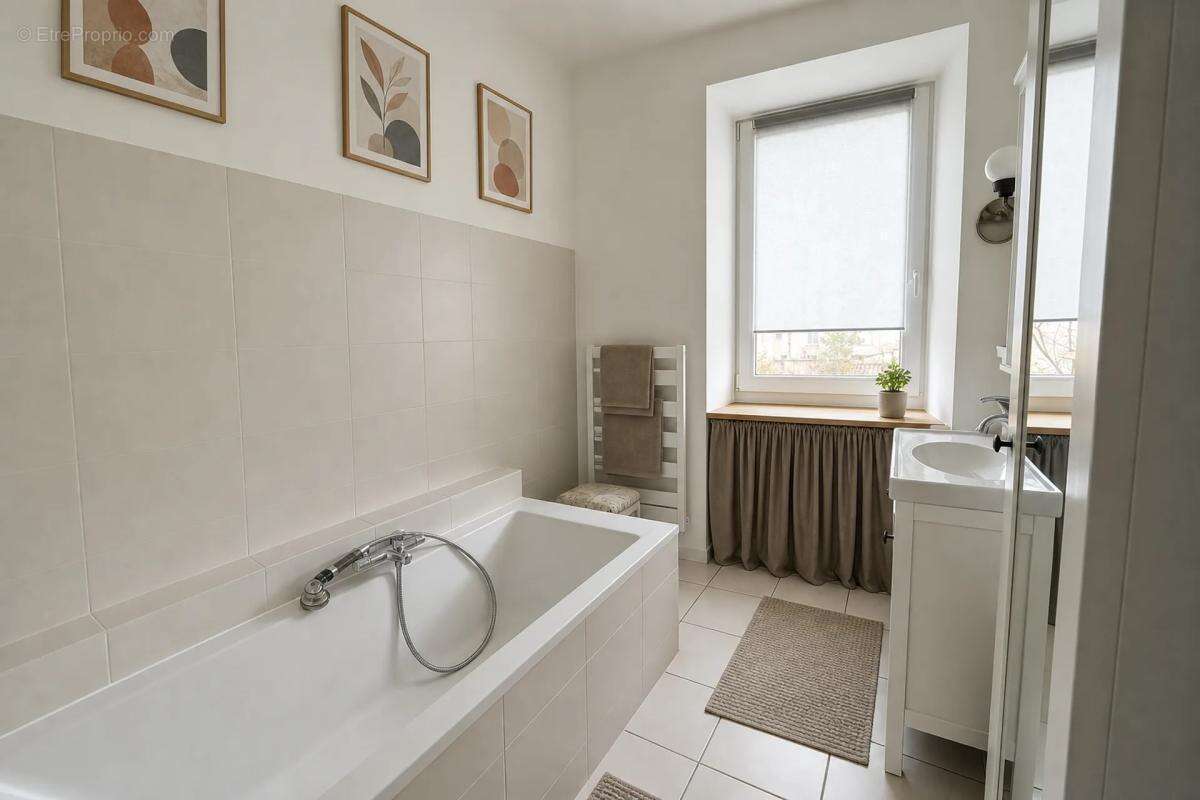 Majestueuse maison 245 m² avec jardin à Neuville - photo 13