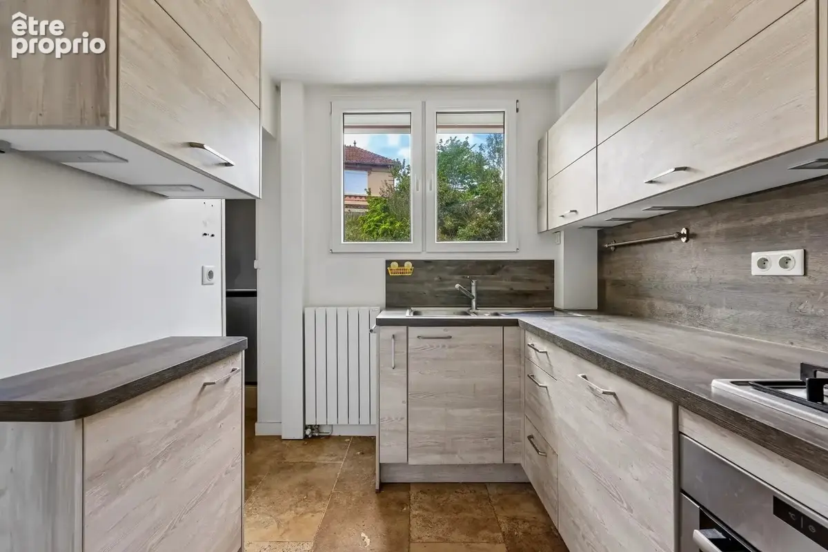 Viroflay, charmant appartement de 66m2 - 3P - 2CH - loggia - box et cave - photo 7