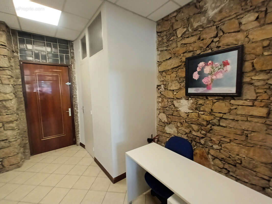 Commerce à LE CANNET