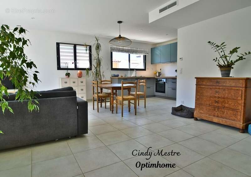 Maison à LAROQUE-DES-ALBERES