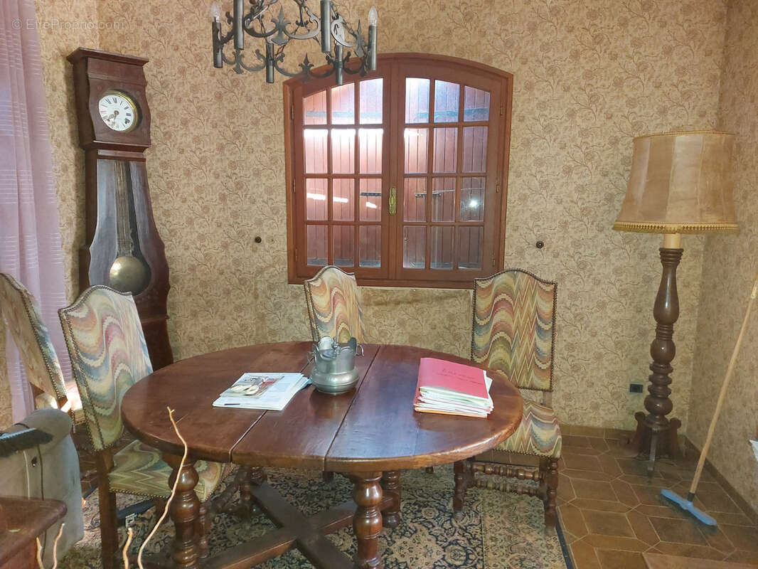 A Villelongue de la salanque grande maison de village avec potentiel - photo 8
