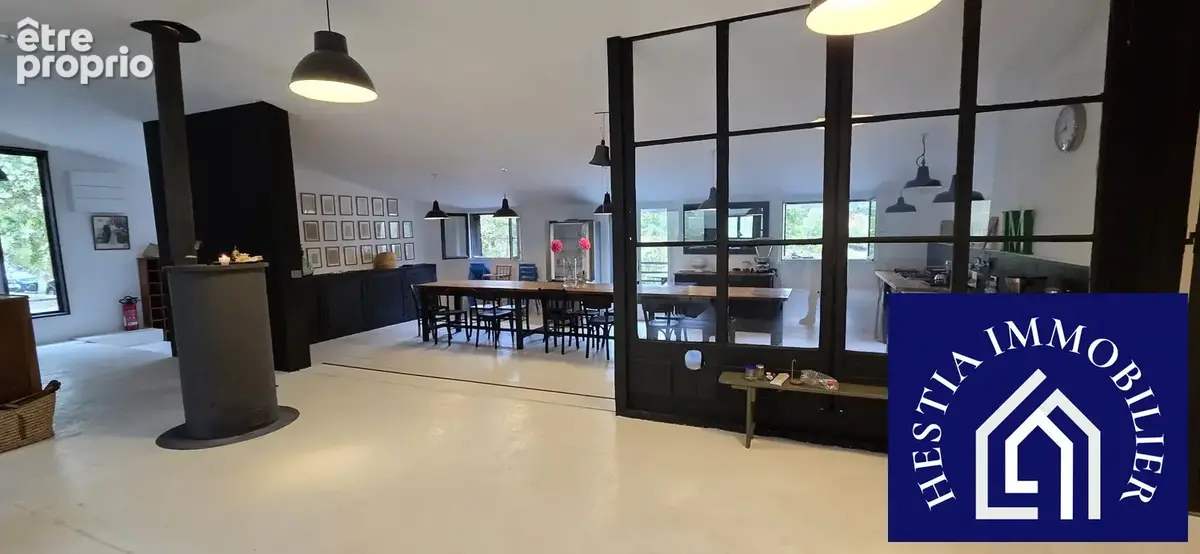 Photo Maison à Sainte-Colombe au prix de 357 000€