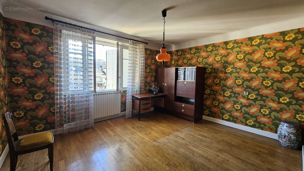 Maison à SAINT-GENIEZ-D&#039;OLT