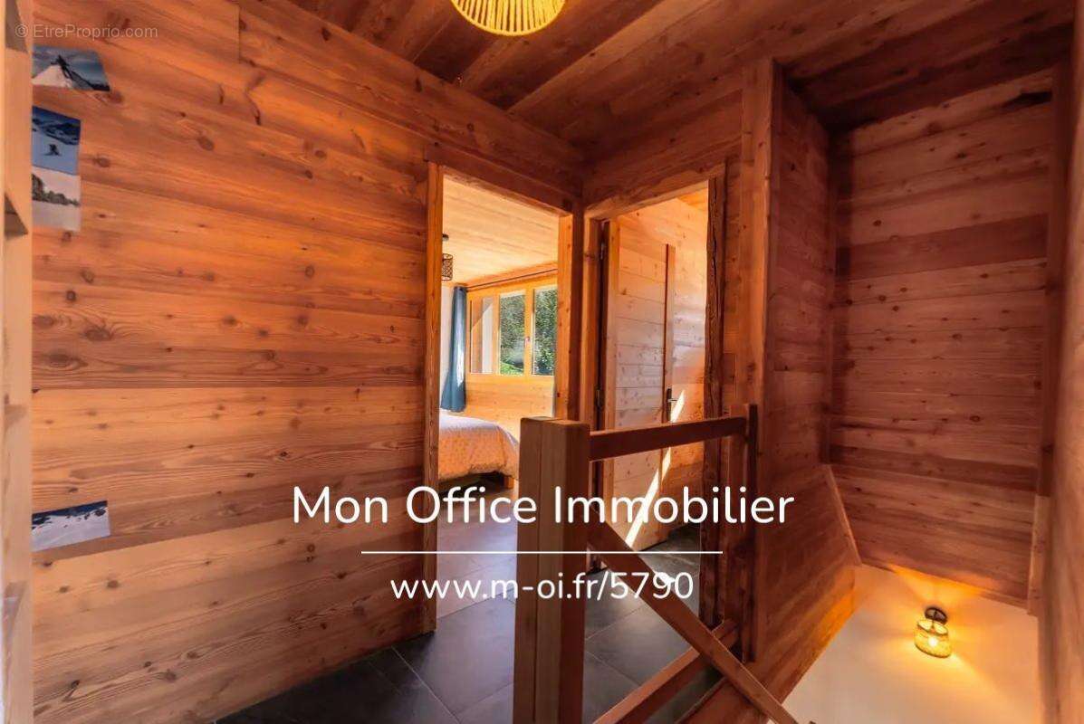 Référence : 5790-MTE. - Maison de Type 3- 66 m². Totalement rénovée - La Rua - photo 7