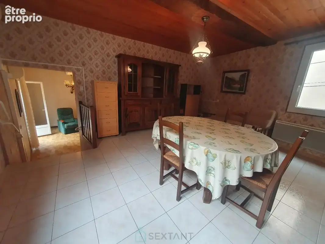Deux maisons de  village, deux granges - photo 18