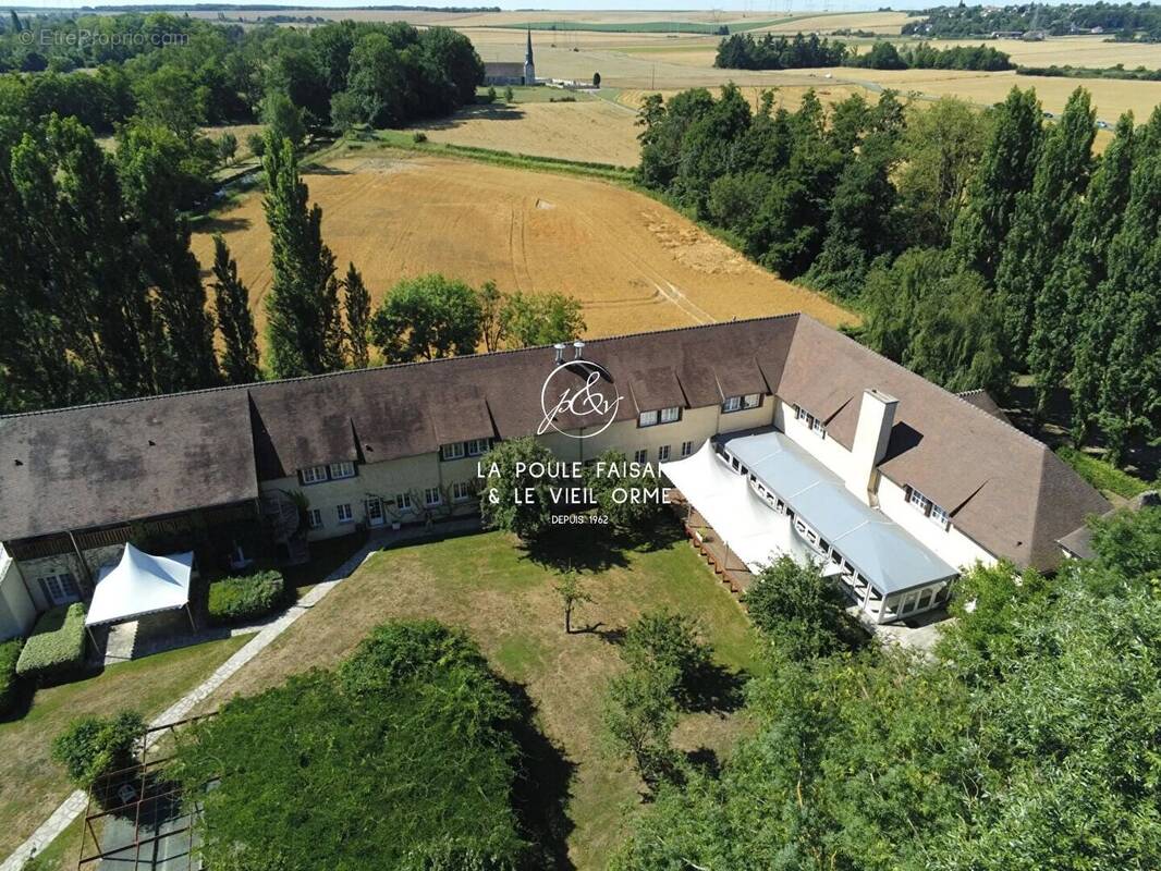 Maison à HOUDAN