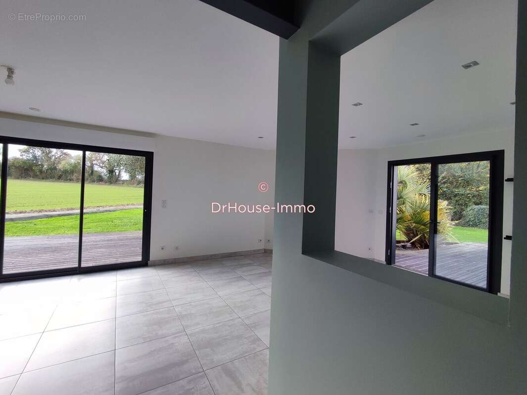 Maison à RUCQUEVILLE