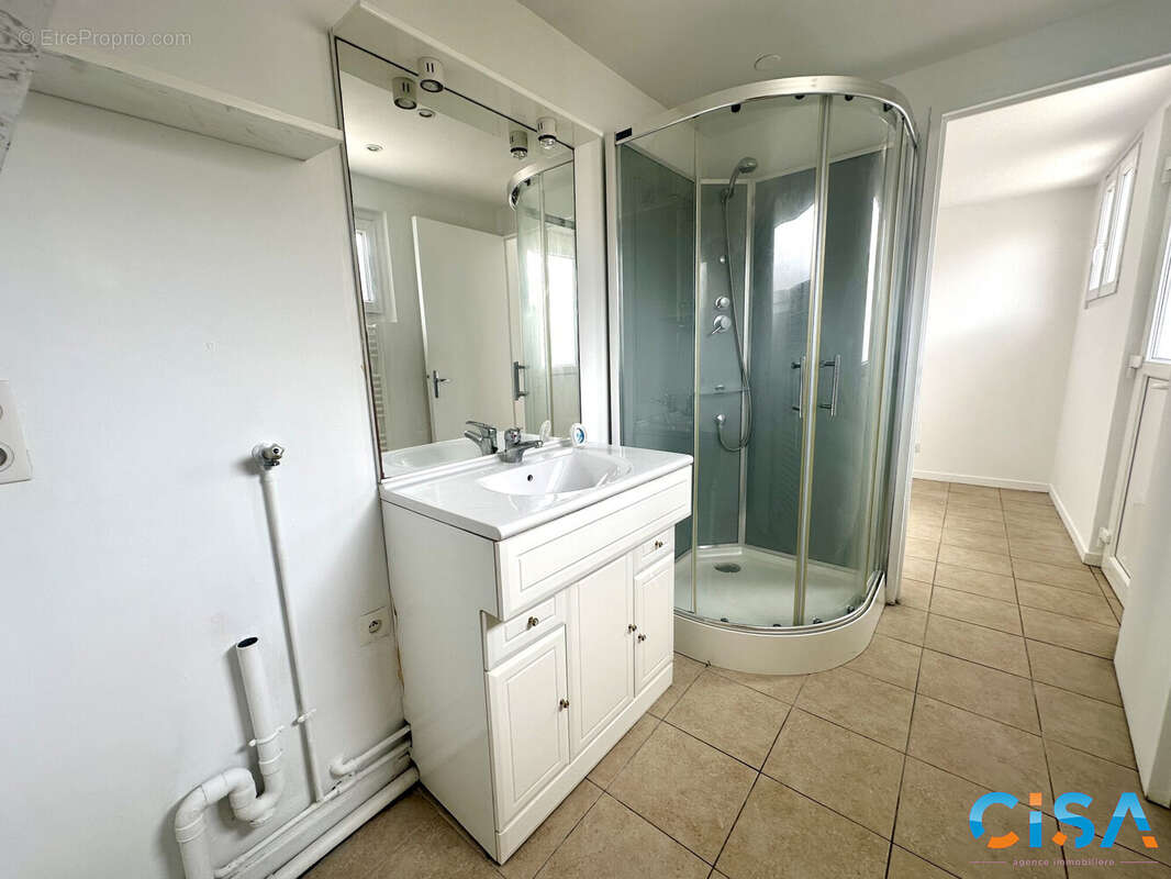 Appartement à BRUYERES-SUR-OISE