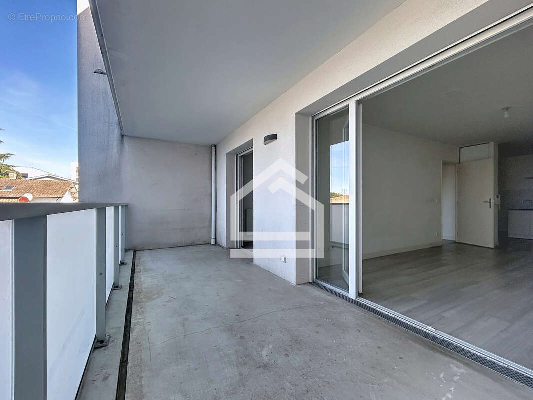 Appartement à VILLENAVE-D'ORNON