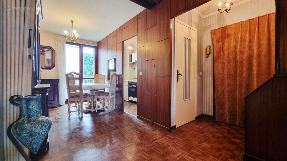 Appartement à MAISONS-LAFFITTE