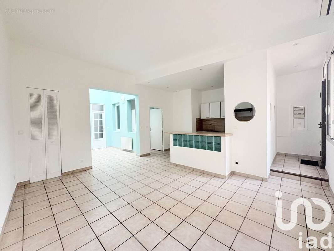 Photo 3 - Maison à MARSEILLE-4E